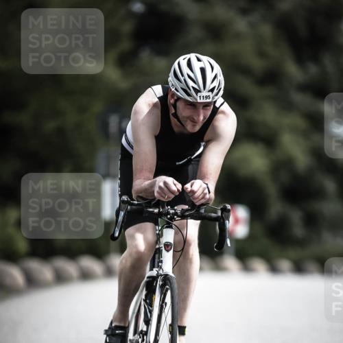 21.06.2026 - 29. Vierlanden-Triathlon H.Heesch http://msf.ph/oto/9923531 21.06.2026 13:30:47 Radfahren 1195, 1195 meine-sportfotos.de