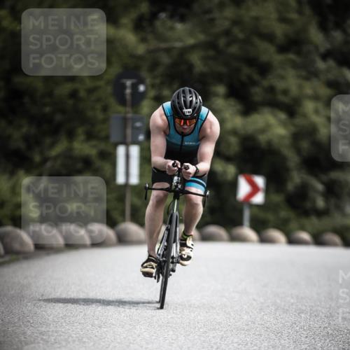 21.06.2026 - 29. Vierlanden-Triathlon H.Heesch http://msf.ph/oto/9923555 21.06.2026 13:31:19 Radfahren 1180 meine-sportfotos.de