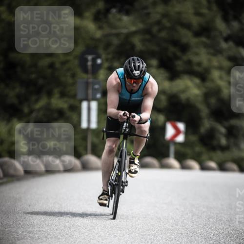 21.06.2026 - 29. Vierlanden-Triathlon H.Heesch http://msf.ph/oto/9923557 21.06.2026 13:31:19 Radfahren 1180 meine-sportfotos.de