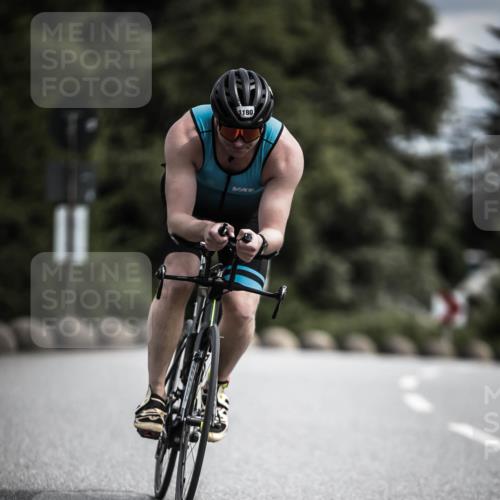 21.06.2026 - 29. Vierlanden-Triathlon H.Heesch http://msf.ph/oto/9923568 21.06.2026 13:31:20 Radfahren 11, 1180 meine-sportfotos.de