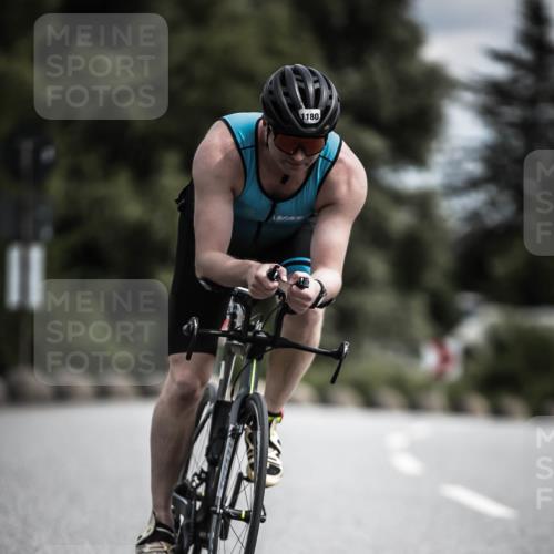 21.06.2026 - 29. Vierlanden-Triathlon H.Heesch http://msf.ph/oto/9923572 21.06.2026 13:31:20 Radfahren 1180 meine-sportfotos.de