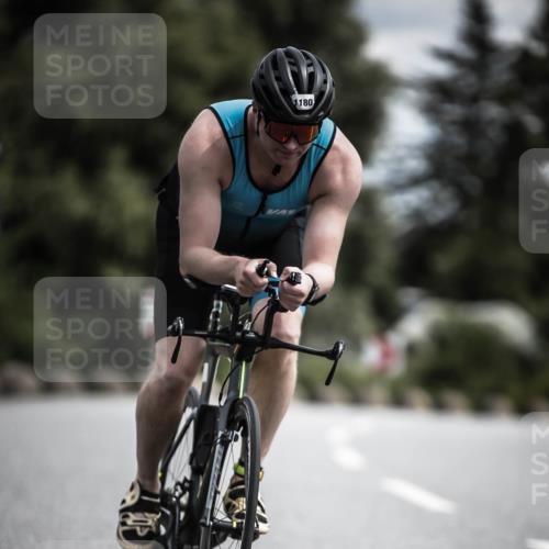21.06.2026 - 29. Vierlanden-Triathlon H.Heesch http://msf.ph/oto/9923574 21.06.2026 13:31:20 Radfahren 1180 meine-sportfotos.de
