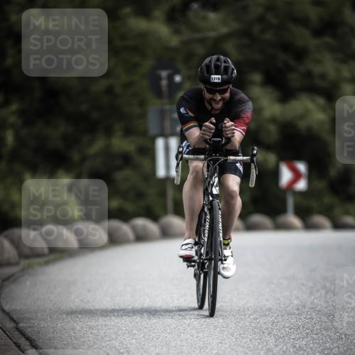 21.06.2026 - 29. Vierlanden-Triathlon H.Heesch http://msf.ph/oto/9923586 21.06.2026 13:31:33 Radfahren 1216 meine-sportfotos.de
