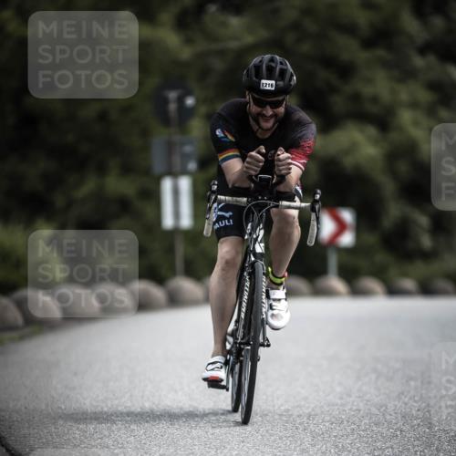 21.06.2026 - 29. Vierlanden-Triathlon H.Heesch http://msf.ph/oto/9923589 21.06.2026 13:31:33 Radfahren 1216 meine-sportfotos.de