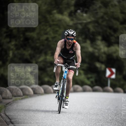21.06.2026 - 29. Vierlanden-Triathlon H.Heesch http://msf.ph/oto/9923605 21.06.2026 13:32:08 Radfahren 1217 meine-sportfotos.de