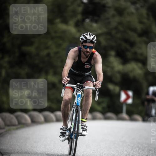21.06.2026 - 29. Vierlanden-Triathlon H.Heesch http://msf.ph/oto/9923611 21.06.2026 13:32:08 Radfahren 1217 meine-sportfotos.de