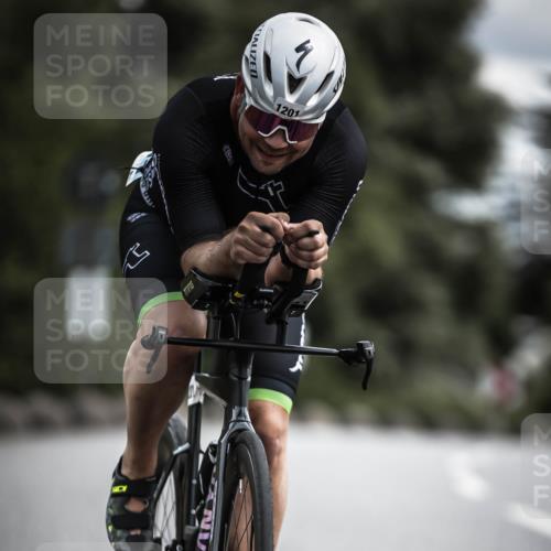 21.06.2026 - 29. Vierlanden-Triathlon H.Heesch http://msf.ph/oto/9923638 21.06.2026 13:32:12 Radfahren 1201 meine-sportfotos.de