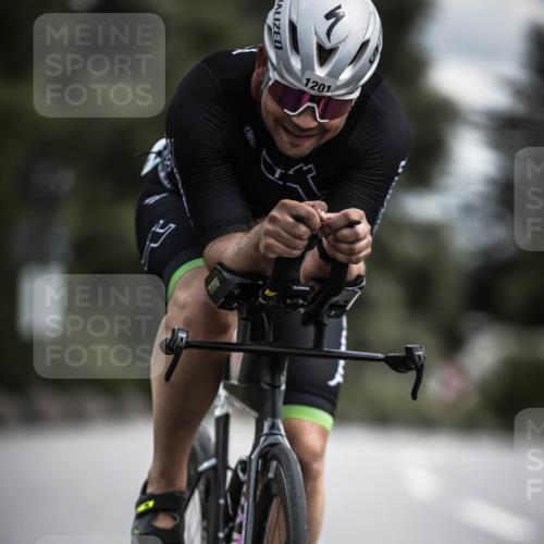 21.06.2026 - 29. Vierlanden-Triathlon H.Heesch http://msf.ph/oto/9923640 21.06.2026 13:32:12 Radfahren 1201 meine-sportfotos.de