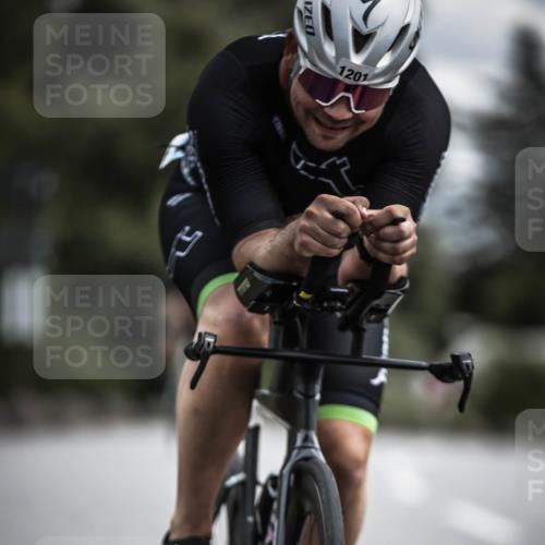 21.06.2026 - 29. Vierlanden-Triathlon H.Heesch http://msf.ph/oto/9923641 21.06.2026 13:32:13 Radfahren 1201 meine-sportfotos.de