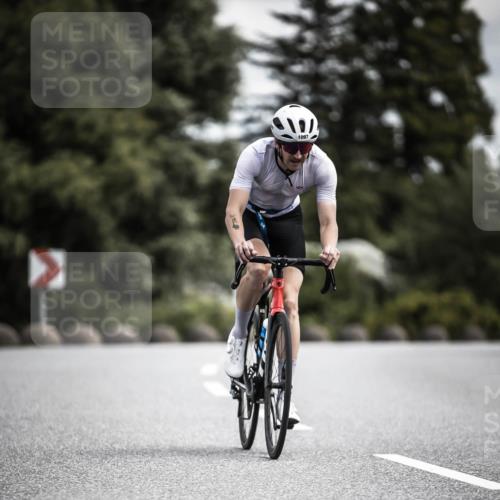 21.06.2026 - 29. Vierlanden-Triathlon H.Heesch http://msf.ph/oto/9923694 21.06.2026 13:32:35 Radfahren 1097 meine-sportfotos.de