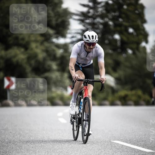 21.06.2026 - 29. Vierlanden-Triathlon H.Heesch http://msf.ph/oto/9923695 21.06.2026 13:32:35 Radfahren 1097 meine-sportfotos.de