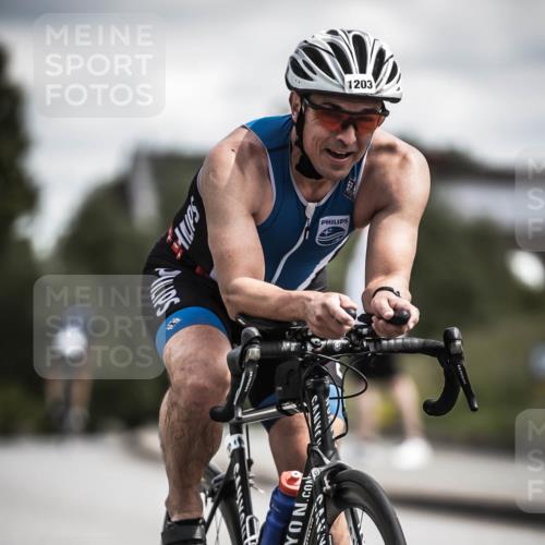 21.06.2026 - 29. Vierlanden-Triathlon H.Heesch http://msf.ph/oto/9923746 21.06.2026 13:32:44 Radfahren 1203 meine-sportfotos.de
