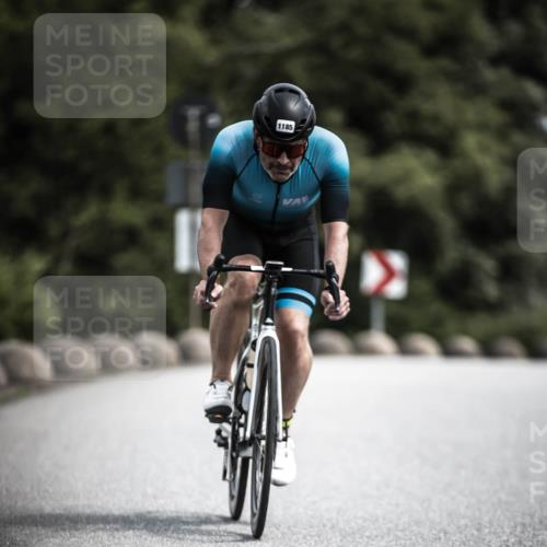 21.06.2026 - 29. Vierlanden-Triathlon H.Heesch http://msf.ph/oto/9923817 21.06.2026 13:33:10 Radfahren 1185 meine-sportfotos.de