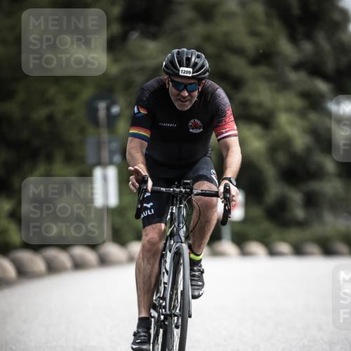 21.06.2026 - 29. Vierlanden-Triathlon H.Heesch http://msf.ph/oto/9923867 21.06.2026 13:33:34 Radfahren 1209 meine-sportfotos.de
