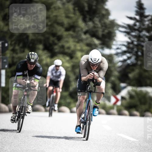 21.06.2026 - 29. Vierlanden-Triathlon H.Heesch http://msf.ph/oto/9923961 21.06.2026 13:34:03 Radfahren 1174, 1168 meine-sportfotos.de