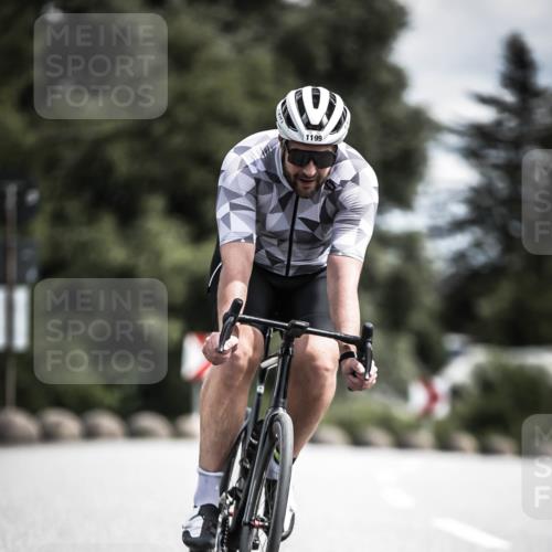 21.06.2026 - 29. Vierlanden-Triathlon H.Heesch http://msf.ph/oto/9923979 21.06.2026 13:34:05 Radfahren 11, 1199 meine-sportfotos.de