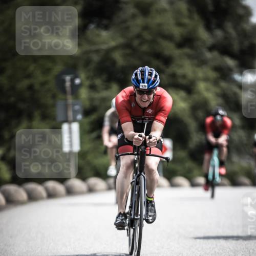 21.06.2026 - 29. Vierlanden-Triathlon H.Heesch http://msf.ph/oto/9923996 21.06.2026 13:34:20 Radfahren 11, 1226 meine-sportfotos.de