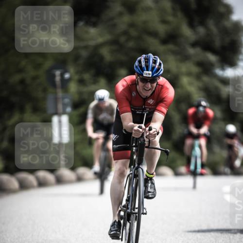21.06.2026 - 29. Vierlanden-Triathlon H.Heesch http://msf.ph/oto/9923999 21.06.2026 13:34:20 Radfahren 11, 1226 meine-sportfotos.de