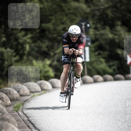21.06.2026 - 29. Vierlanden-Triathlon H.Heesch http://msf.ph/oto/9924009 21.06.2026 13:34:24 Radfahren 1098 meine-sportfotos.de
