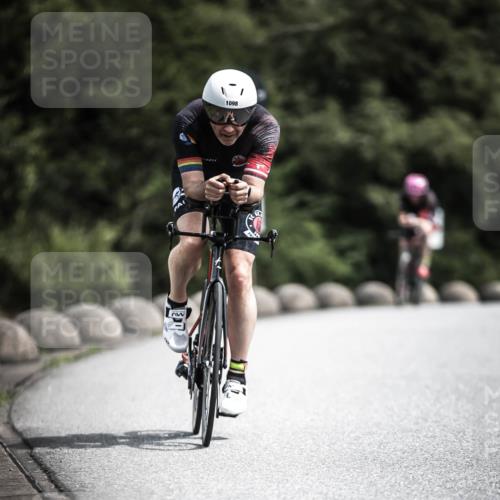 21.06.2026 - 29. Vierlanden-Triathlon H.Heesch http://msf.ph/oto/9924015 21.06.2026 13:34:25 Radfahren 1098 meine-sportfotos.de