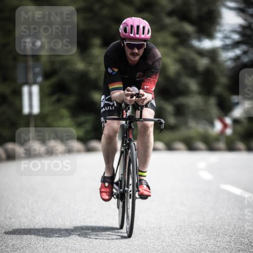 21.06.2026 - 29. Vierlanden-Triathlon H.Heesch http://msf.ph/oto/9924020 21.06.2026 13:34:28 Radfahren 11 meine-sportfotos.de