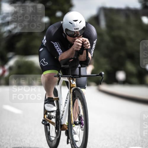 21.06.2026 - 29. Vierlanden-Triathlon H.Heesch http://msf.ph/oto/9924025 21.06.2026 13:34:40 Radfahren 1202 meine-sportfotos.de