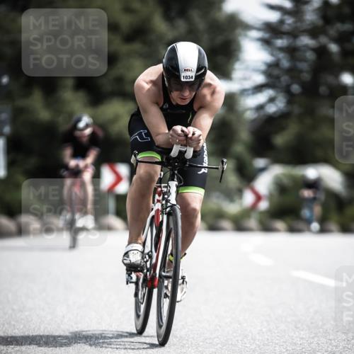 21.06.2026 - 29. Vierlanden-Triathlon H.Heesch http://msf.ph/oto/9924035 21.06.2026 13:05:42 Radfahren 1034 meine-sportfotos.de