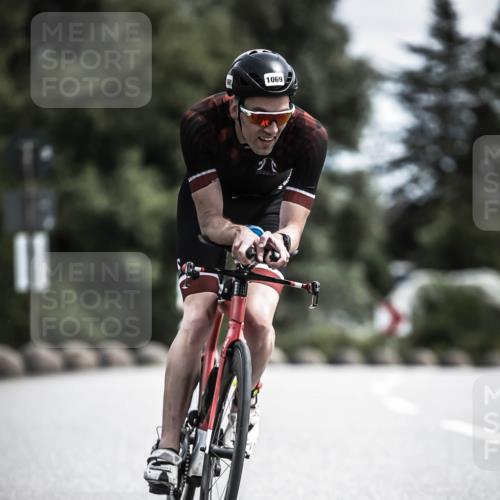 21.06.2026 - 29. Vierlanden-Triathlon H.Heesch http://msf.ph/oto/9924049 21.06.2026 13:05:45 Radfahren 11, 1069 meine-sportfotos.de