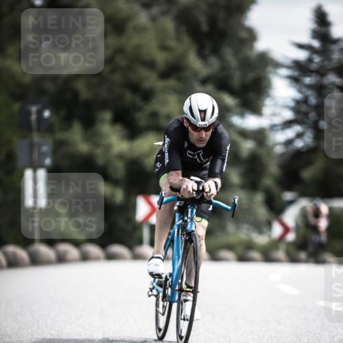 21.06.2026 - 29. Vierlanden-Triathlon H.Heesch http://msf.ph/oto/9924057 21.06.2026 13:05:47 Radfahren 1029 meine-sportfotos.de