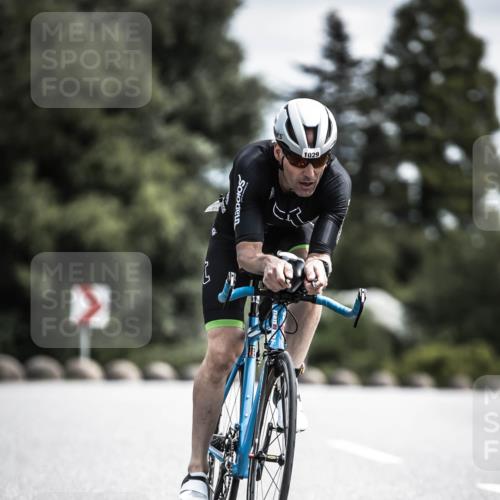 21.06.2026 - 29. Vierlanden-Triathlon H.Heesch http://msf.ph/oto/9924058 21.06.2026 13:05:48 Radfahren 1029 meine-sportfotos.de