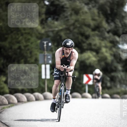 21.06.2026 - 29. Vierlanden-Triathlon H.Heesch http://msf.ph/oto/9924068 21.06.2026 13:05:52 Radfahren 1079 meine-sportfotos.de
