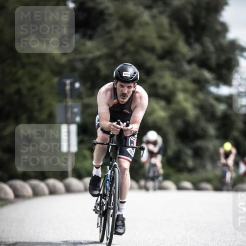 21.06.2026 - 29. Vierlanden-Triathlon H.Heesch http://msf.ph/oto/9924073 21.06.2026 13:05:52 Radfahren 1079 meine-sportfotos.de