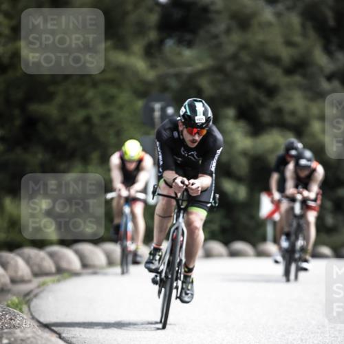 21.06.2026 - 29. Vierlanden-Triathlon H.Heesch http://msf.ph/oto/9924097 21.06.2026 13:05:56 Radfahren 1025 meine-sportfotos.de