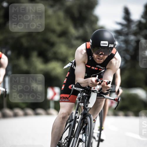 21.06.2026 - 29. Vierlanden-Triathlon H.Heesch http://msf.ph/oto/9924103 21.06.2026 13:05:58 Radfahren 140, 1086 meine-sportfotos.de