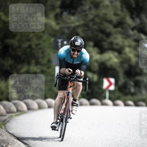 21.06.2026 - 29. Vierlanden-Triathlon H.Heesch http://msf.ph/oto/9924115 21.06.2026 13:06:04 Radfahren 1050 meine-sportfotos.de