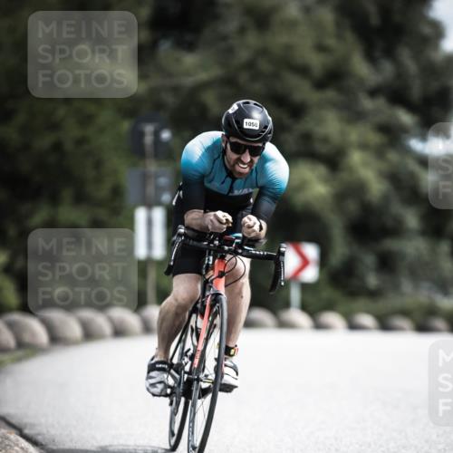 21.06.2026 - 29. Vierlanden-Triathlon H.Heesch http://msf.ph/oto/9924119 21.06.2026 13:06:05 Radfahren 1050 meine-sportfotos.de