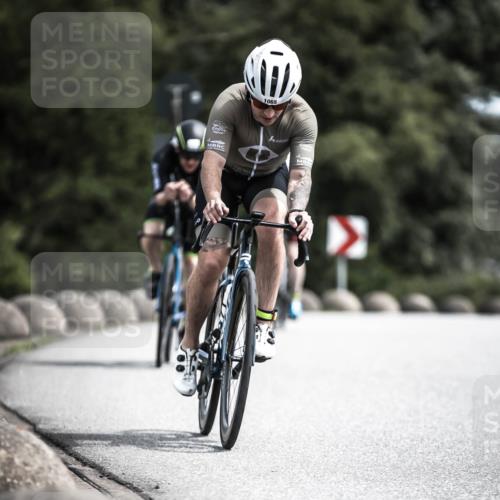 21.06.2026 - 29. Vierlanden-Triathlon H.Heesch http://msf.ph/oto/9924132 21.06.2026 13:06:29 Radfahren 1065 meine-sportfotos.de