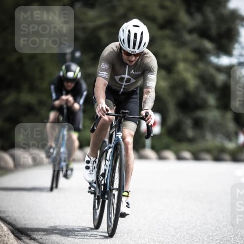 21.06.2026 - 29. Vierlanden-Triathlon H.Heesch http://msf.ph/oto/9924135 21.06.2026 13:06:29 Radfahren 1065 meine-sportfotos.de