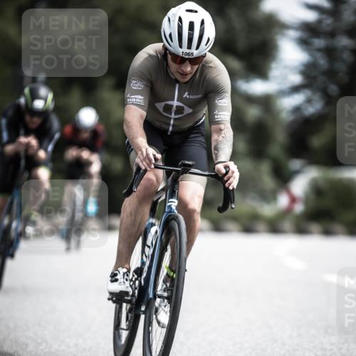 21.06.2026 - 29. Vierlanden-Triathlon H.Heesch http://msf.ph/oto/9924140 21.06.2026 13:06:29 Radfahren 1065 meine-sportfotos.de