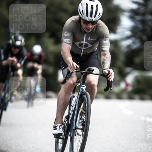21.06.2026 - 29. Vierlanden-Triathlon H.Heesch http://msf.ph/oto/9924141 21.06.2026 13:06:29 Radfahren 1065 meine-sportfotos.de