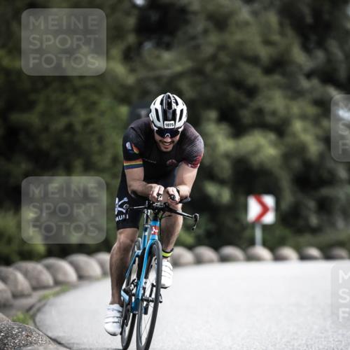 21.06.2026 - 29. Vierlanden-Triathlon H.Heesch http://msf.ph/oto/9924200 21.06.2026 13:06:46 Radfahren 1075 meine-sportfotos.de