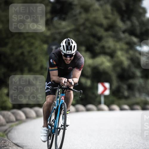 21.06.2026 - 29. Vierlanden-Triathlon H.Heesch http://msf.ph/oto/9924201 21.06.2026 13:06:46 Radfahren 1075 meine-sportfotos.de