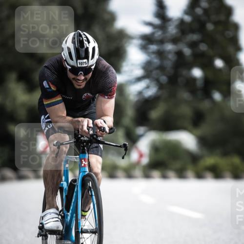 21.06.2026 - 29. Vierlanden-Triathlon H.Heesch http://msf.ph/oto/9924210 21.06.2026 13:06:46 Radfahren 1075 meine-sportfotos.de