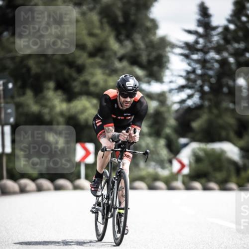 21.06.2026 - 29. Vierlanden-Triathlon H.Heesch http://msf.ph/oto/9924233 21.06.2026 13:07:10 Radfahren 1090 meine-sportfotos.de