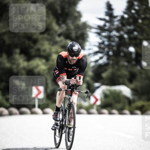 21.06.2026 - 29. Vierlanden-Triathlon H.Heesch http://msf.ph/oto/9924235 21.06.2026 13:07:10 Radfahren 1090 meine-sportfotos.de