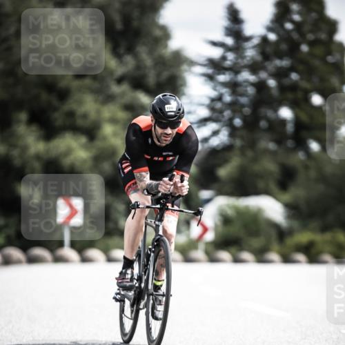 21.06.2026 - 29. Vierlanden-Triathlon H.Heesch http://msf.ph/oto/9924236 21.06.2026 13:07:10 Radfahren 1090 meine-sportfotos.de
