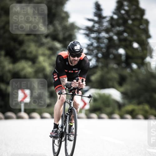 21.06.2026 - 29. Vierlanden-Triathlon H.Heesch http://msf.ph/oto/9924237 21.06.2026 13:07:10 Radfahren 1090 meine-sportfotos.de