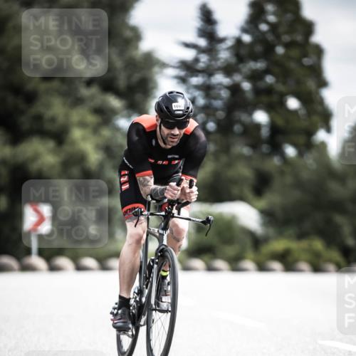 21.06.2026 - 29. Vierlanden-Triathlon H.Heesch http://msf.ph/oto/9924238 21.06.2026 13:07:10 Radfahren 1090 meine-sportfotos.de