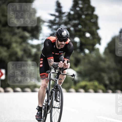 21.06.2026 - 29. Vierlanden-Triathlon H.Heesch http://msf.ph/oto/9924240 21.06.2026 13:07:10 Radfahren 1090 meine-sportfotos.de