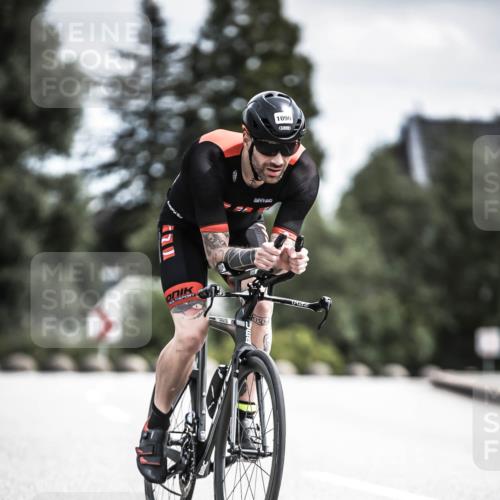 21.06.2026 - 29. Vierlanden-Triathlon H.Heesch http://msf.ph/oto/9924243 21.06.2026 13:07:10 Radfahren 1090 meine-sportfotos.de